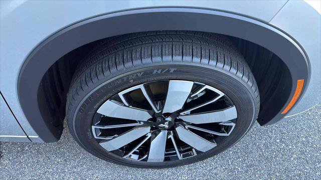 New 2025 Mitsubishi Outlander SEL image 11