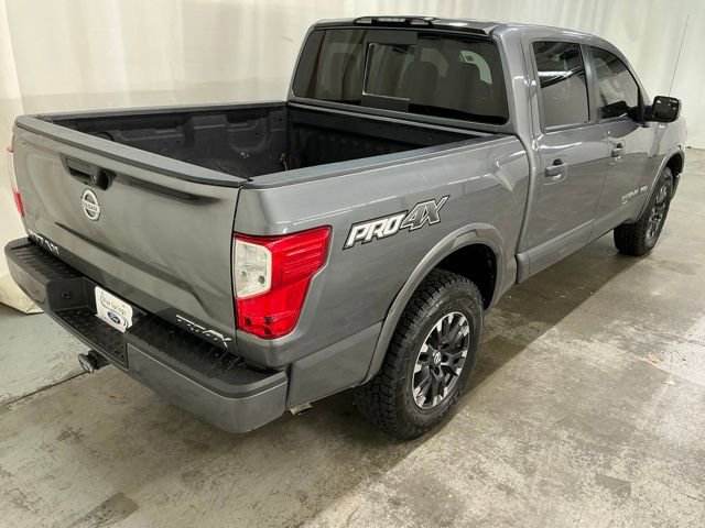 Used 2018 Nissan Titan PRO-4X image 3