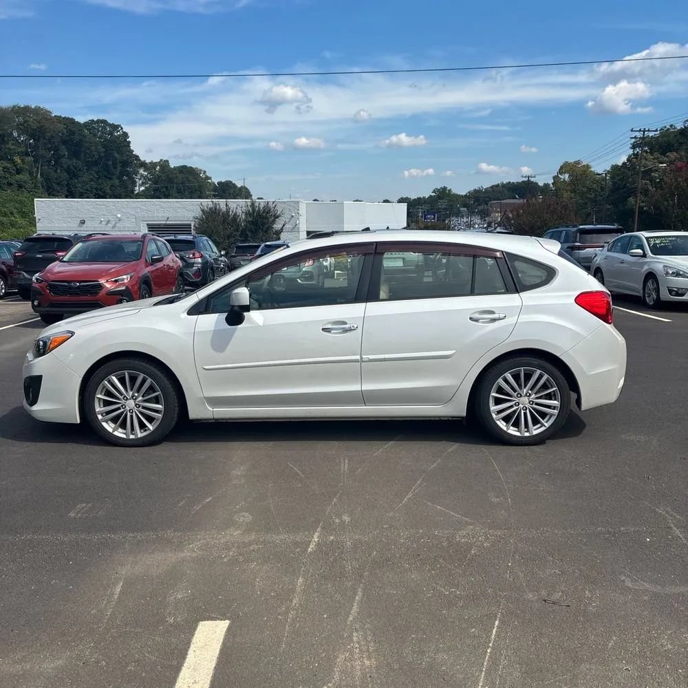 Used 2013 Subaru Impreza 2.0i Limited w/ Popular Pkg 1 AWD/4WD image 3