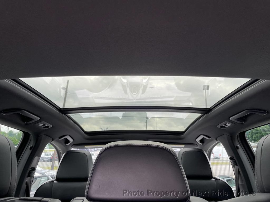 Used 2011 Porsche Cayenne AWD/4WD image 16