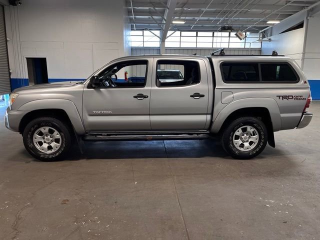 Used 2015 Toyota Tacoma PreRunner w/ TRD Off-Road Package RWD image 5