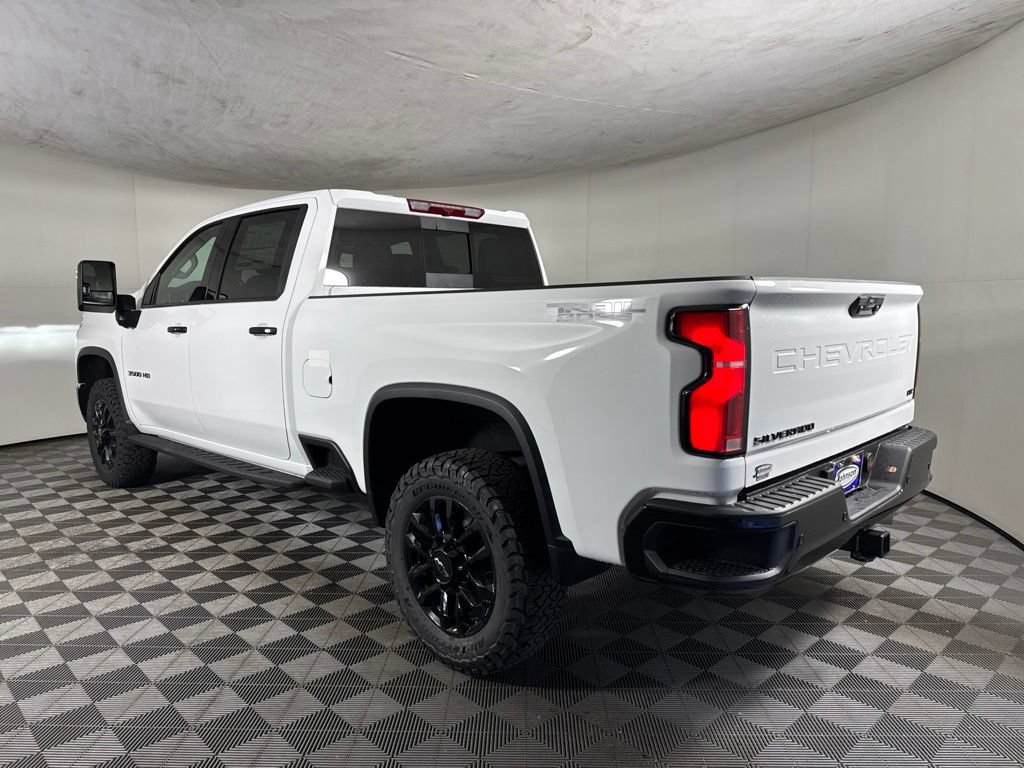 New 2026 Chevrolet Silverado 3500 LTZ w/ LTZ Plus Package AWD/4WD image 7