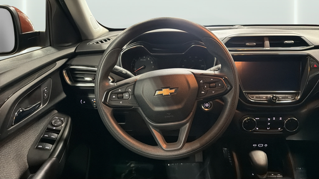 Used 2021 Chevrolet TrailBlazer LT w/ Convenience Package AWD/4WD image 22