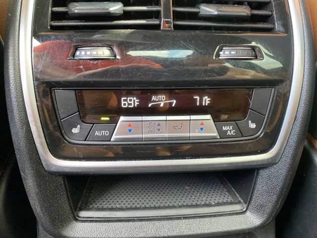 Used 2021 BMW X7 xDrive40i w/ Premium Package AWD/4WD image 38