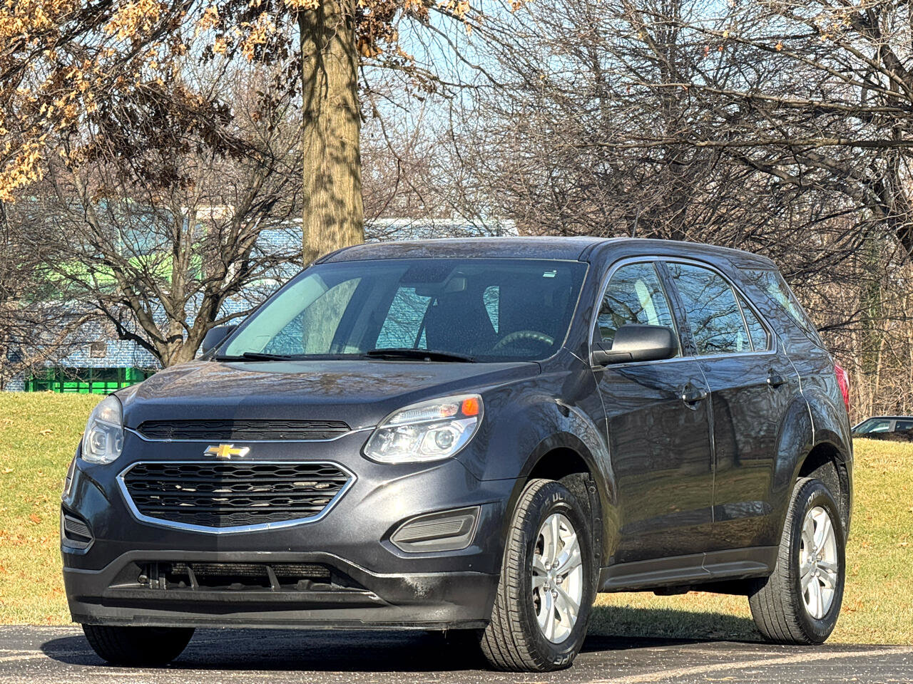 Used 2017 Chevrolet Equinox LS image 3