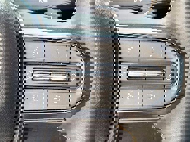 New 2025 GMC Yukon AT4 w/ AT4 Premium Package image 25