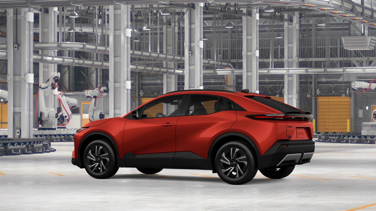 New 2026 Toyota C-HR AWD/4WD image 7