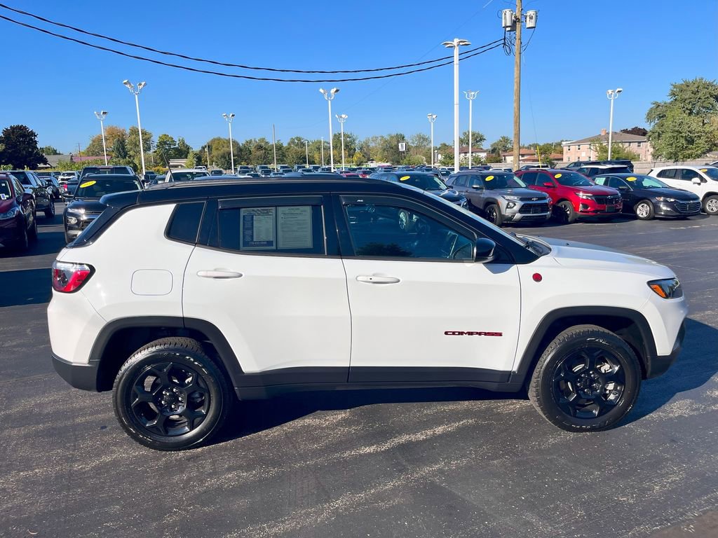 Used 2024 Jeep Compass Trailhawk w/ Trailhawk Convenience Group image 34