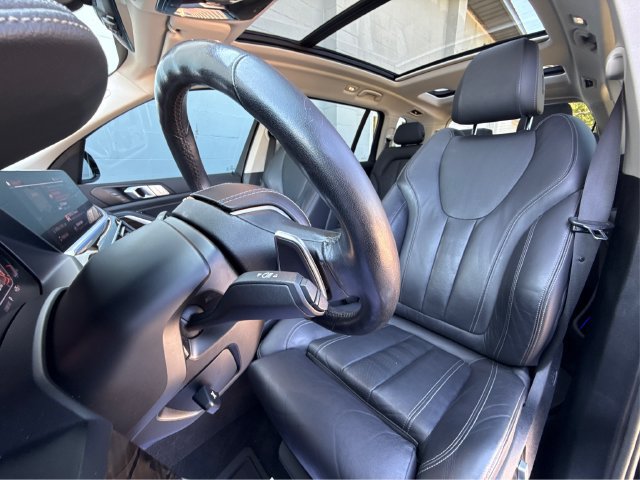 Used 2020 BMW X7 xDrive40i w/ Cold Weather Package AWD/4WD image 24