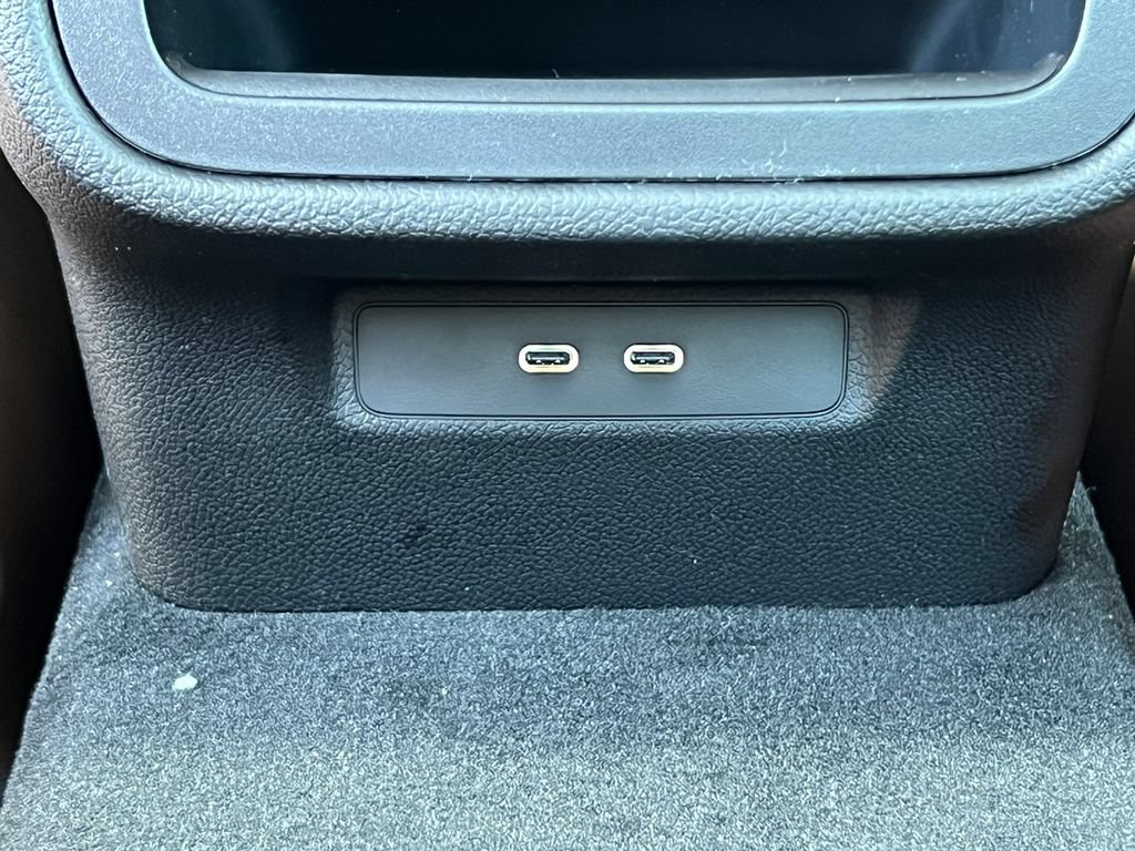 New 2026 Mercedes-Benz E 350 4MATIC Sedan image 37
