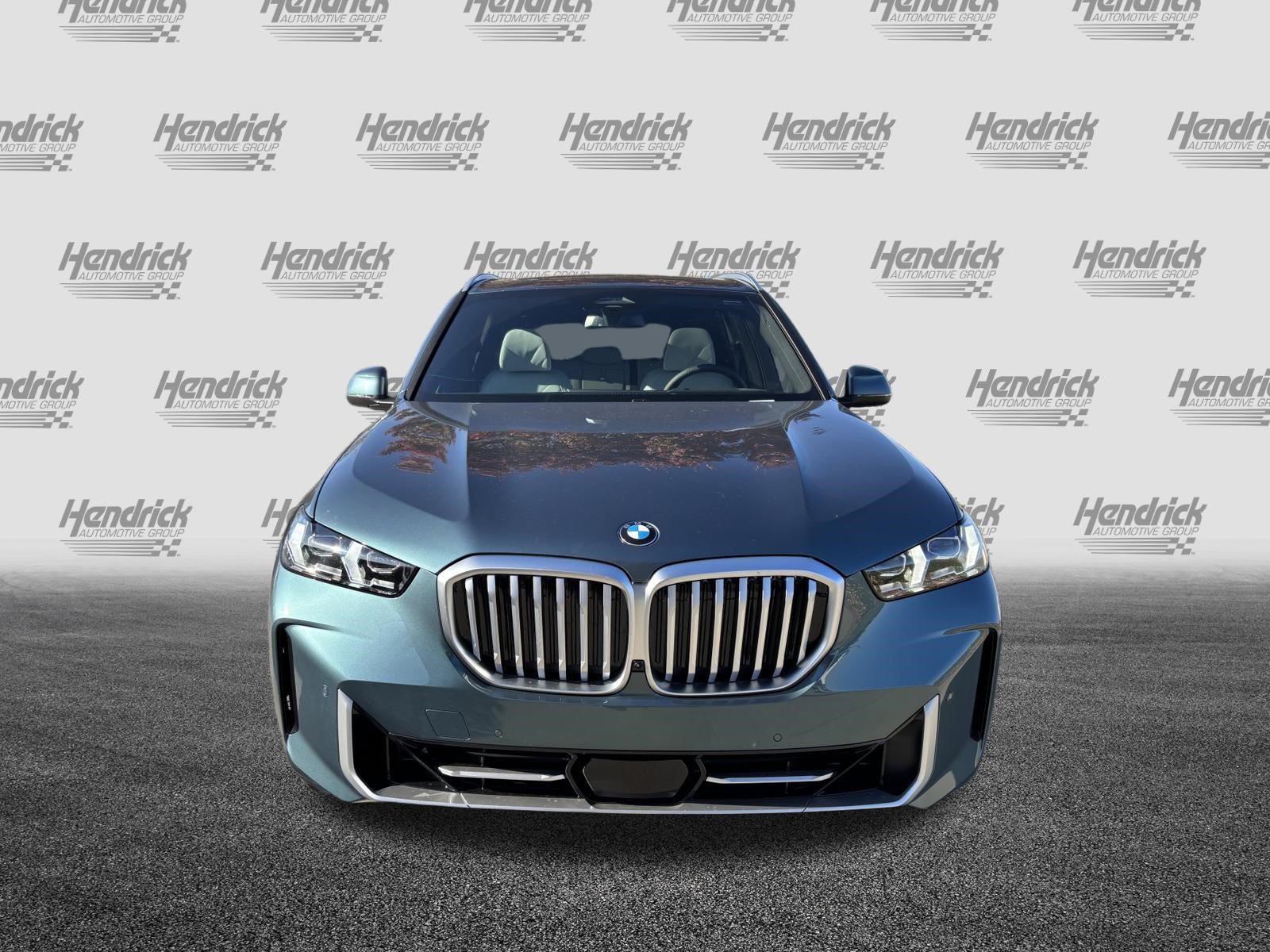 Certified 2026 BMW X5 sDrive40i w/ Climate Comfort Package RWD image 3