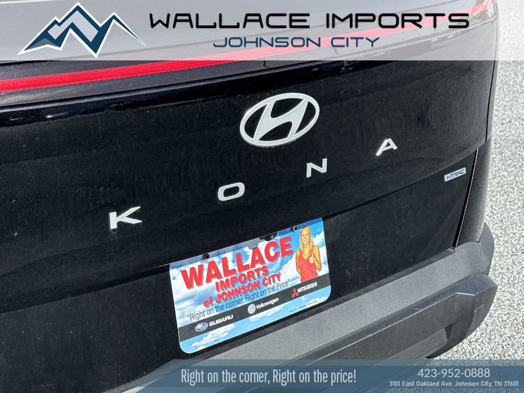 Used 2025 Hyundai Kona SEL image 10