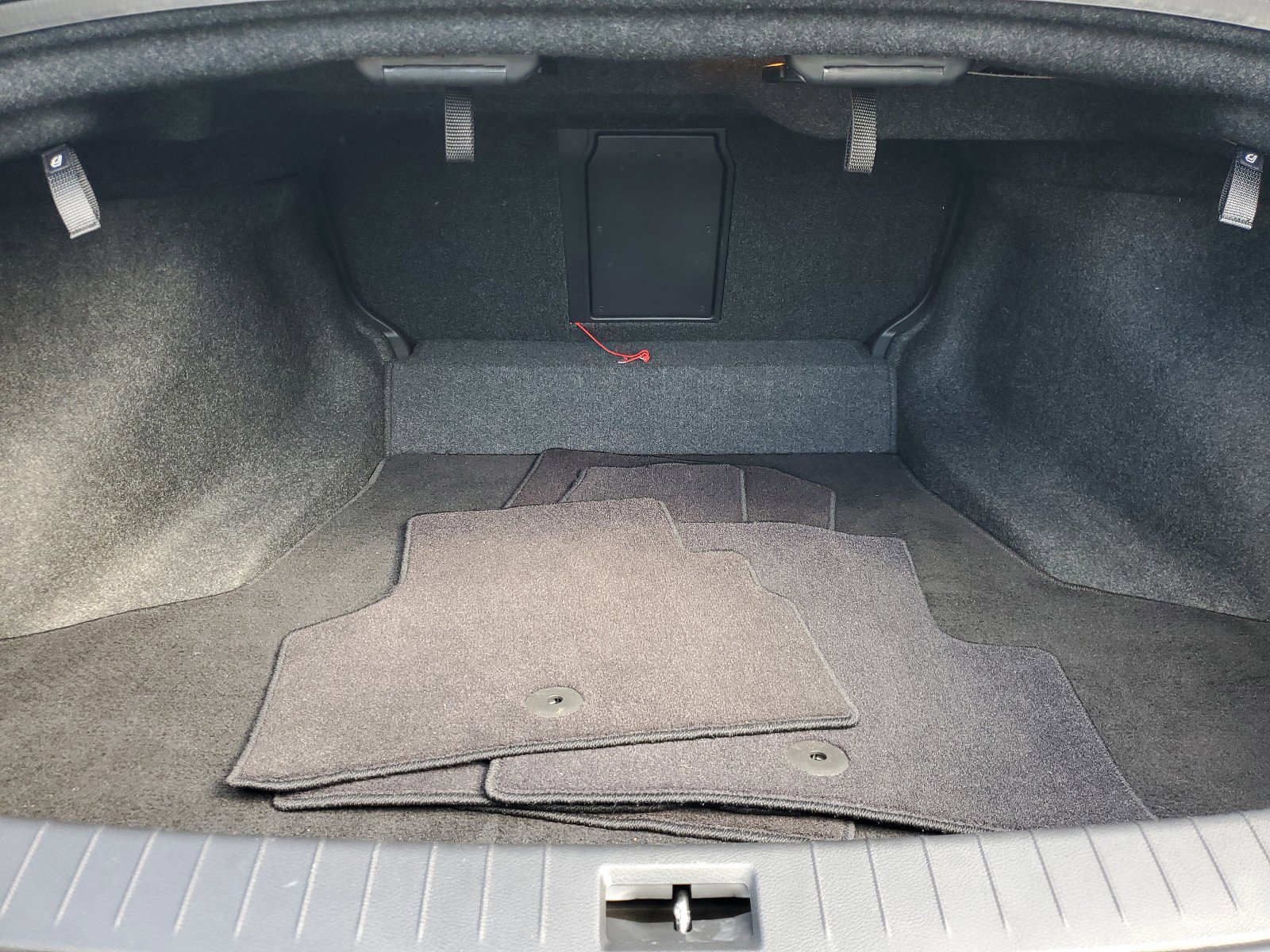 Used 2024 INFINITI Q50 Luxe w/ Cargo Package image 29