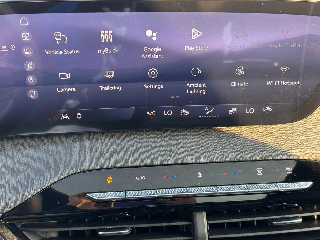 New 2026 Buick Enclave Sport Touring w/ Power Package image 21