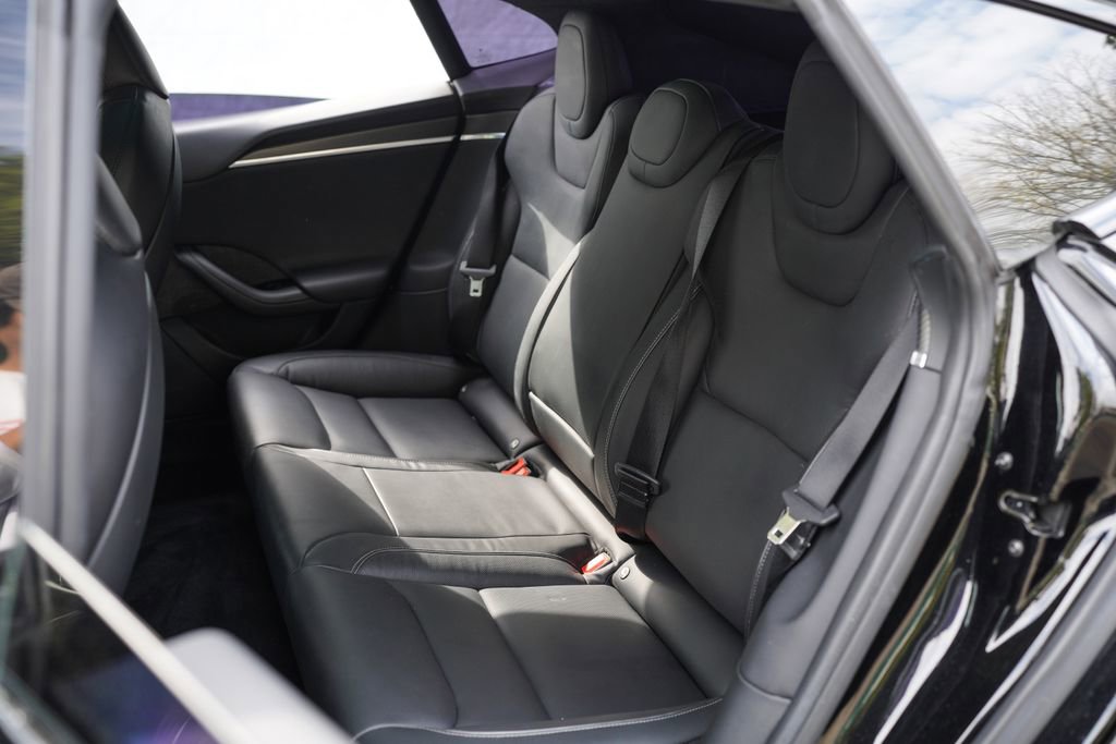 Used 2022 Tesla Model S Plaid image 23