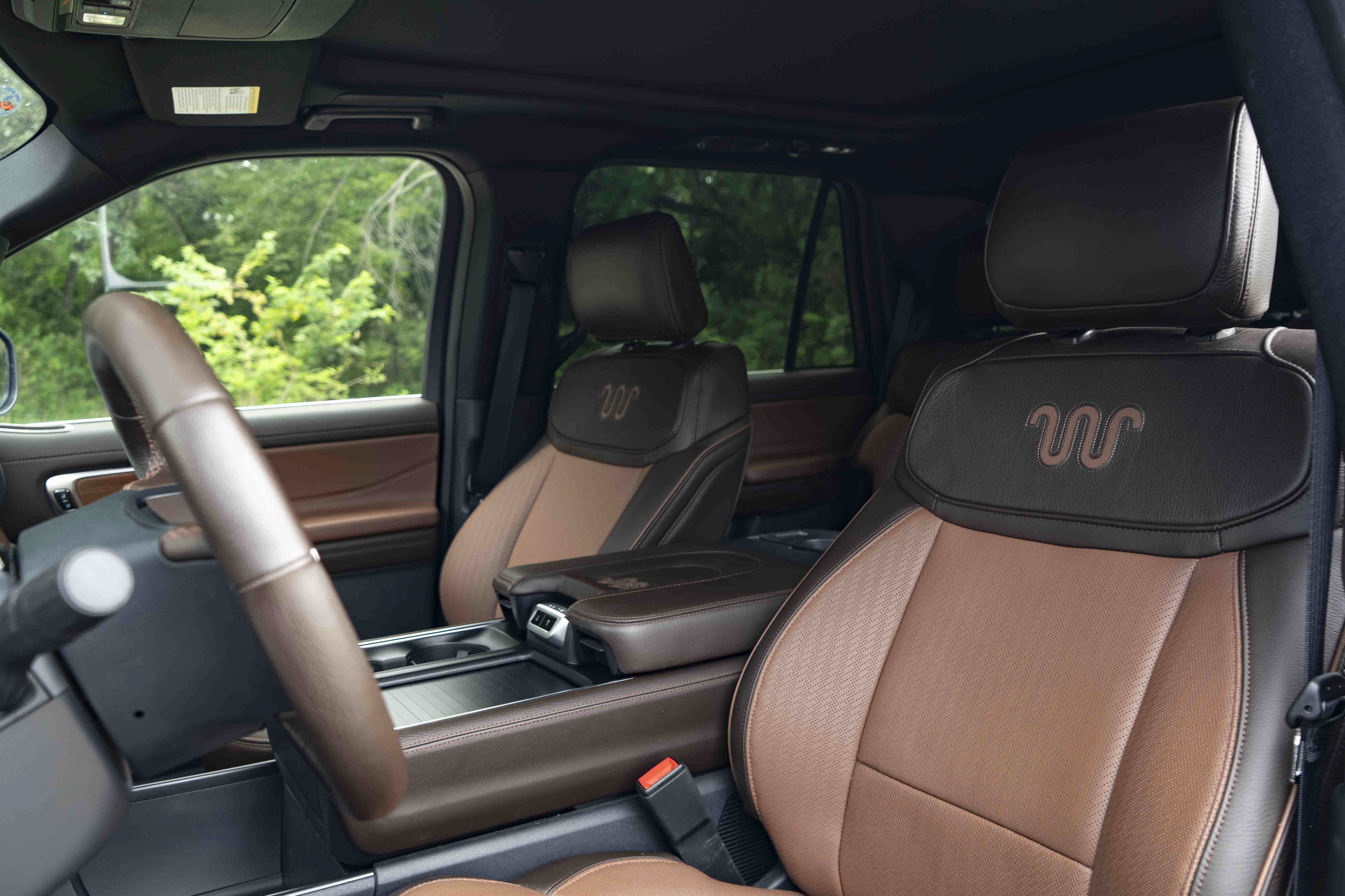 Used 2025 Ford Expedition King Ranch AWD/4WD image 17