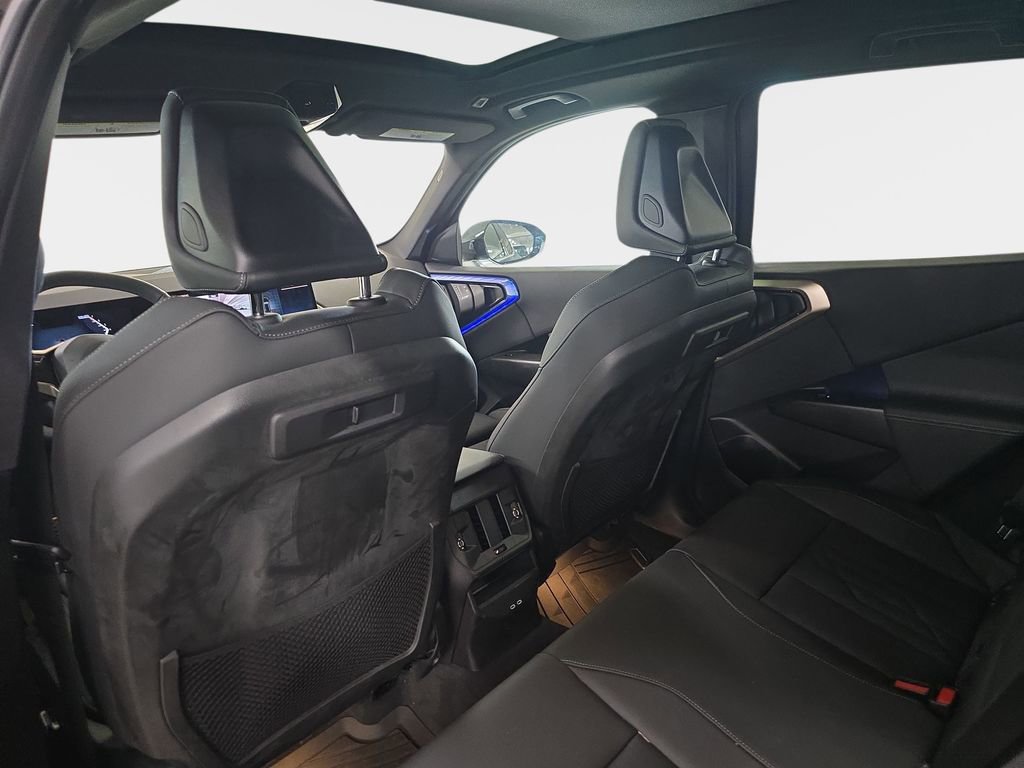 Used 2025 BMW X3 xDrive30i w/ Convenience Package image 16