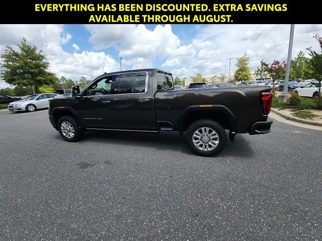 Used 2022 GMC Sierra 3500 Denali w/ Denali Ultimate Package AWD/4WD image 10