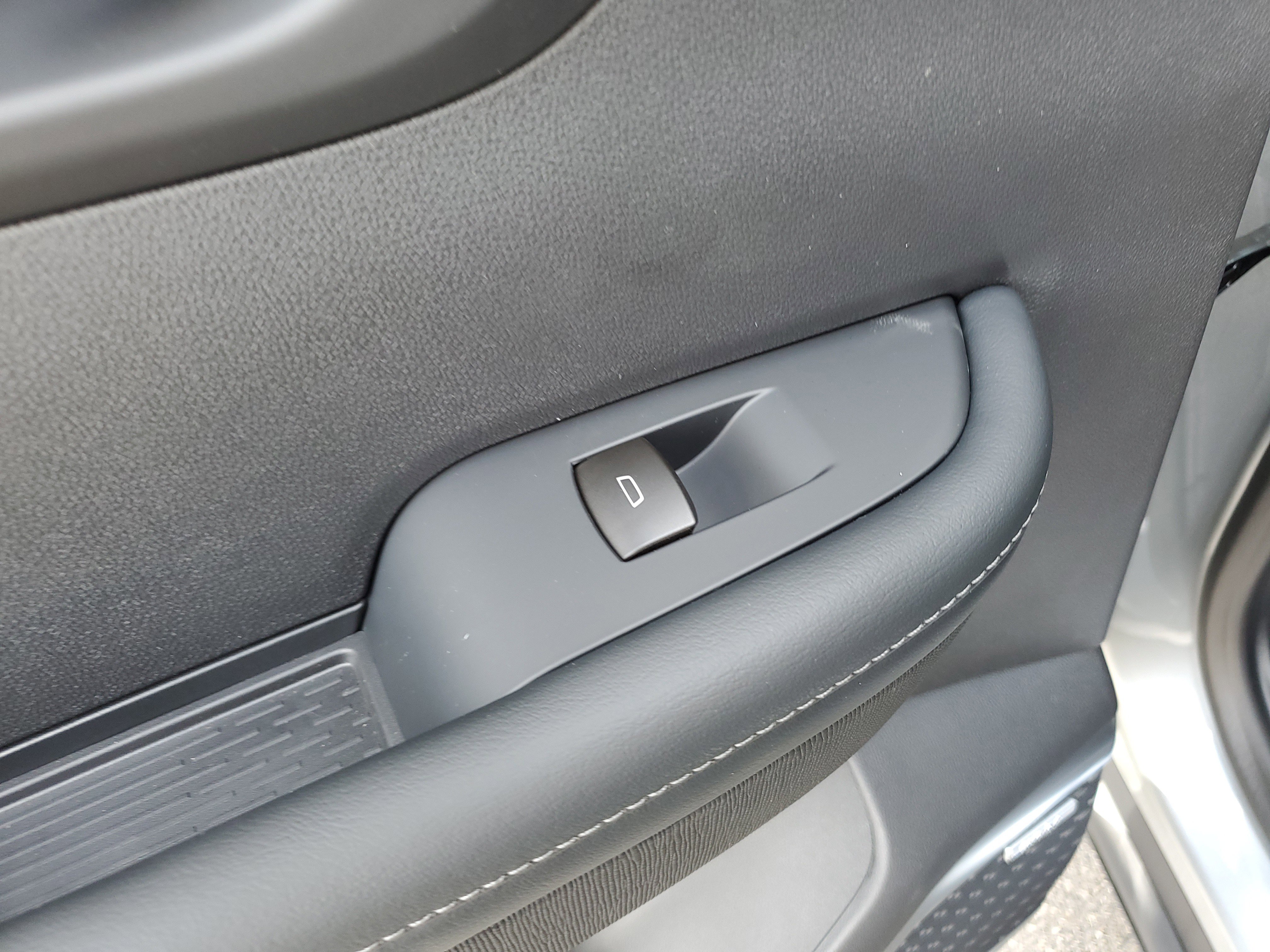 New 2026 Buick Enclave Preferred w/ LPO, Floor Liner Package image 31