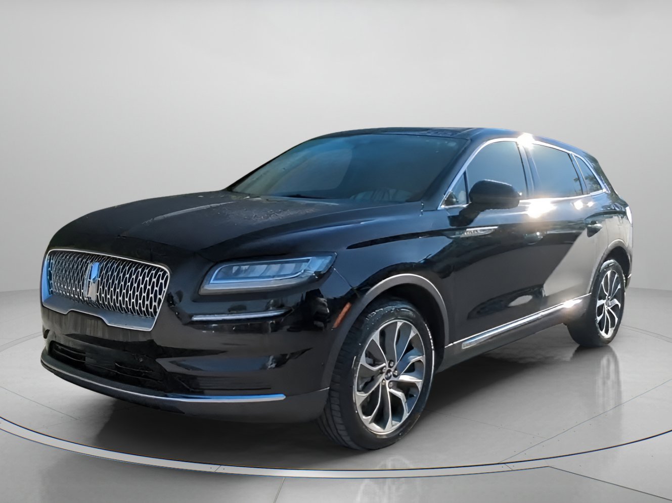Used 2023 Lincoln Nautilus Reserve w/ Equipment Group 201A image 8