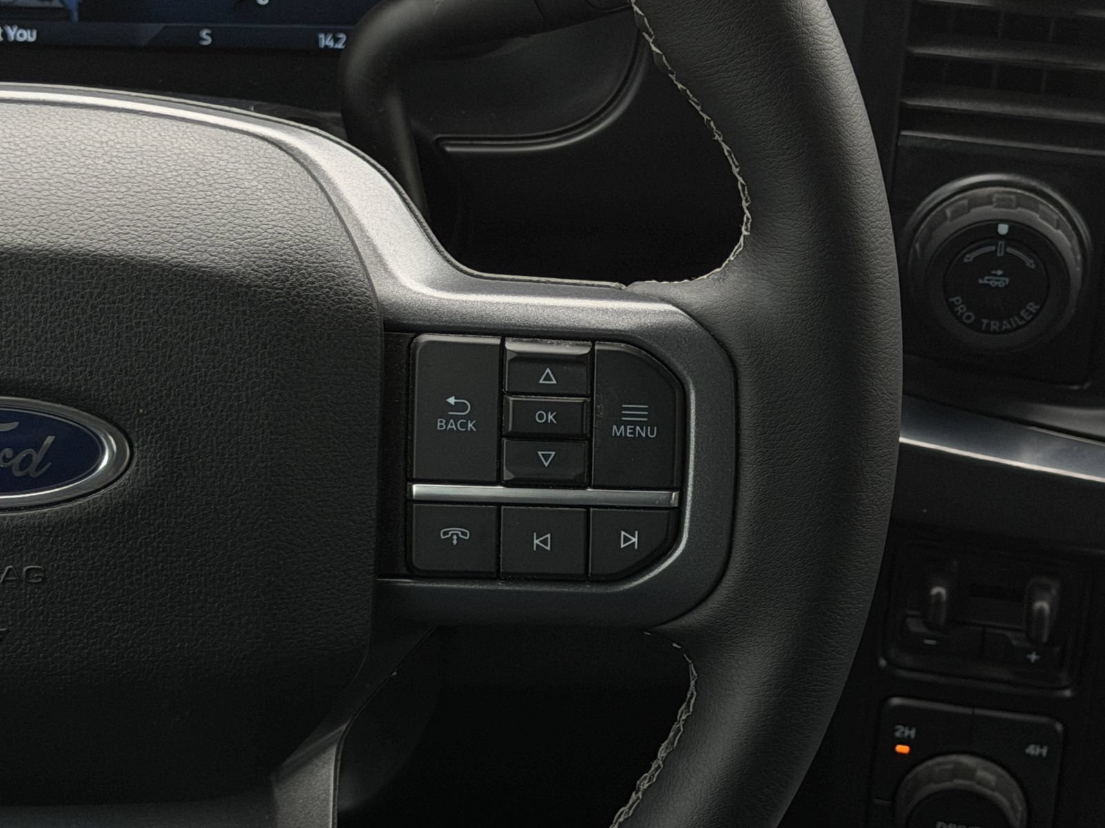 Used 2025 Ford F250 Lariat w/ Lariat Ultimate Package AWD/4WD image 19