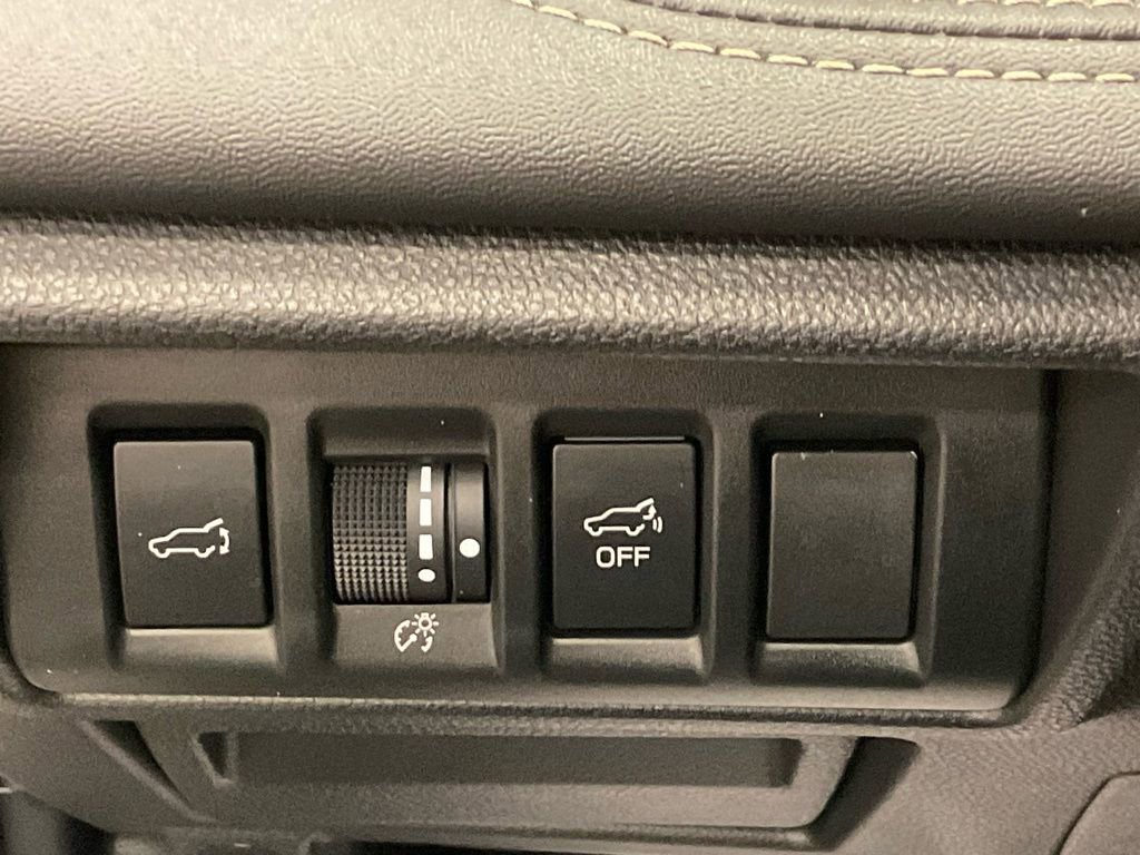 Used 2024 Subaru Outback Limited image 14