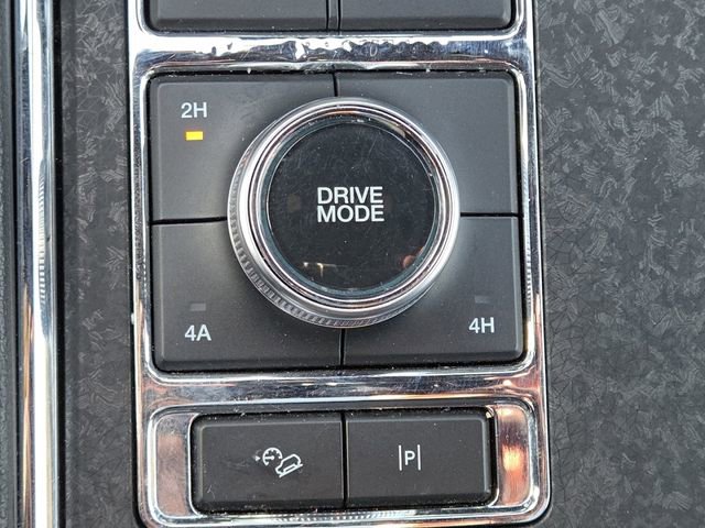 Used 2022 Ford Expedition Limited image 10