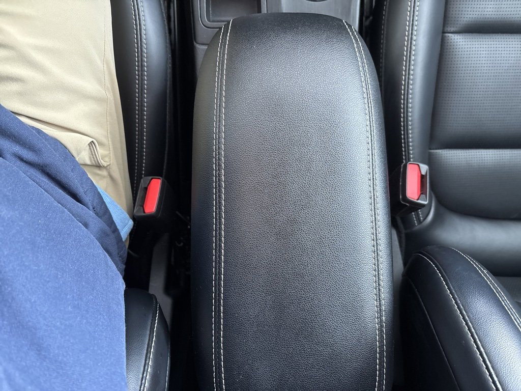 Used 2024 Ford Escape Platinum image 19