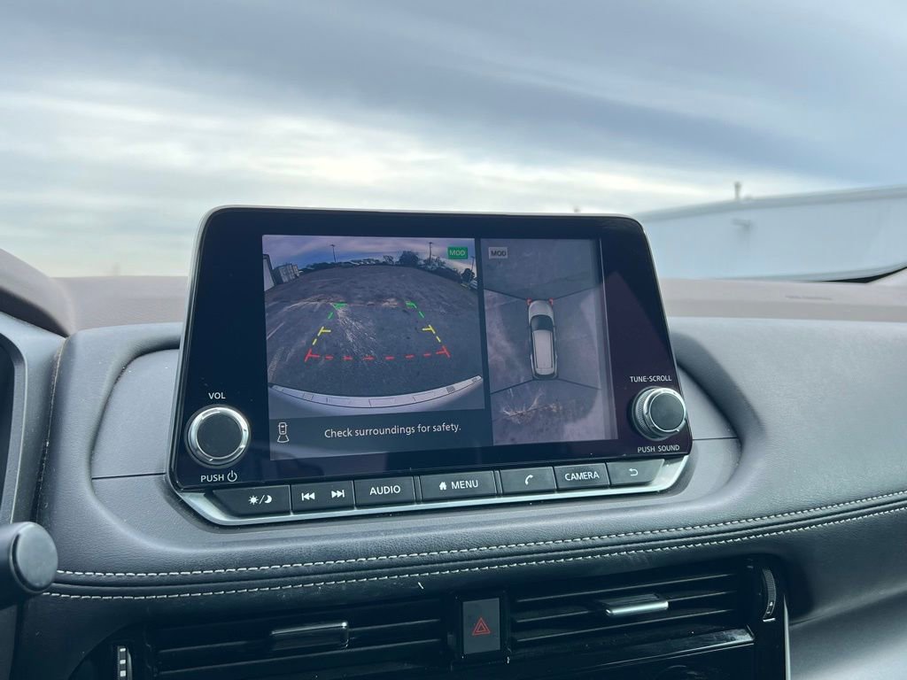 Used 2021 Nissan Rogue SV image 25