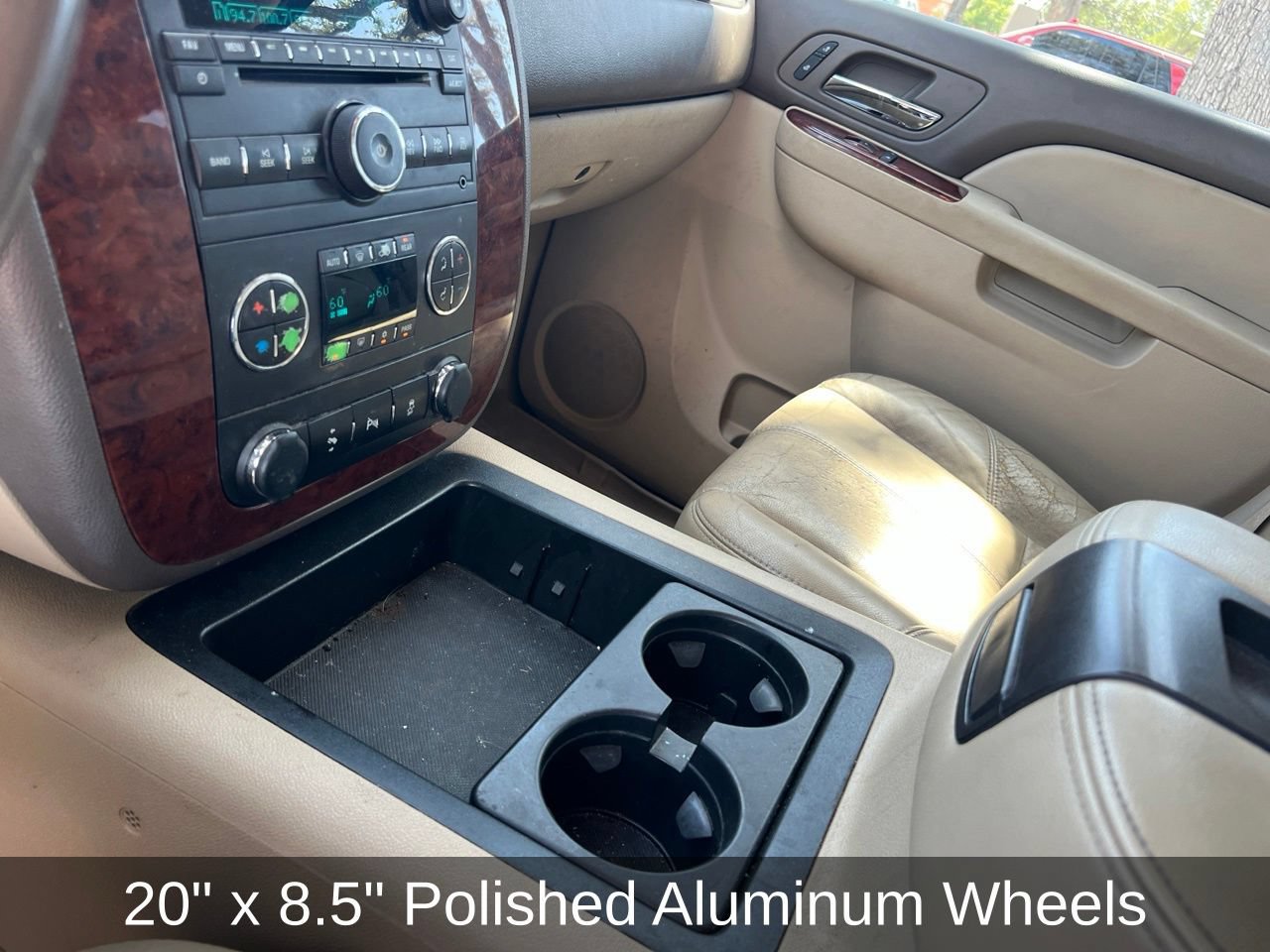 Used 2014 Chevrolet Suburban LT w/ Texas Edition RWD image 21