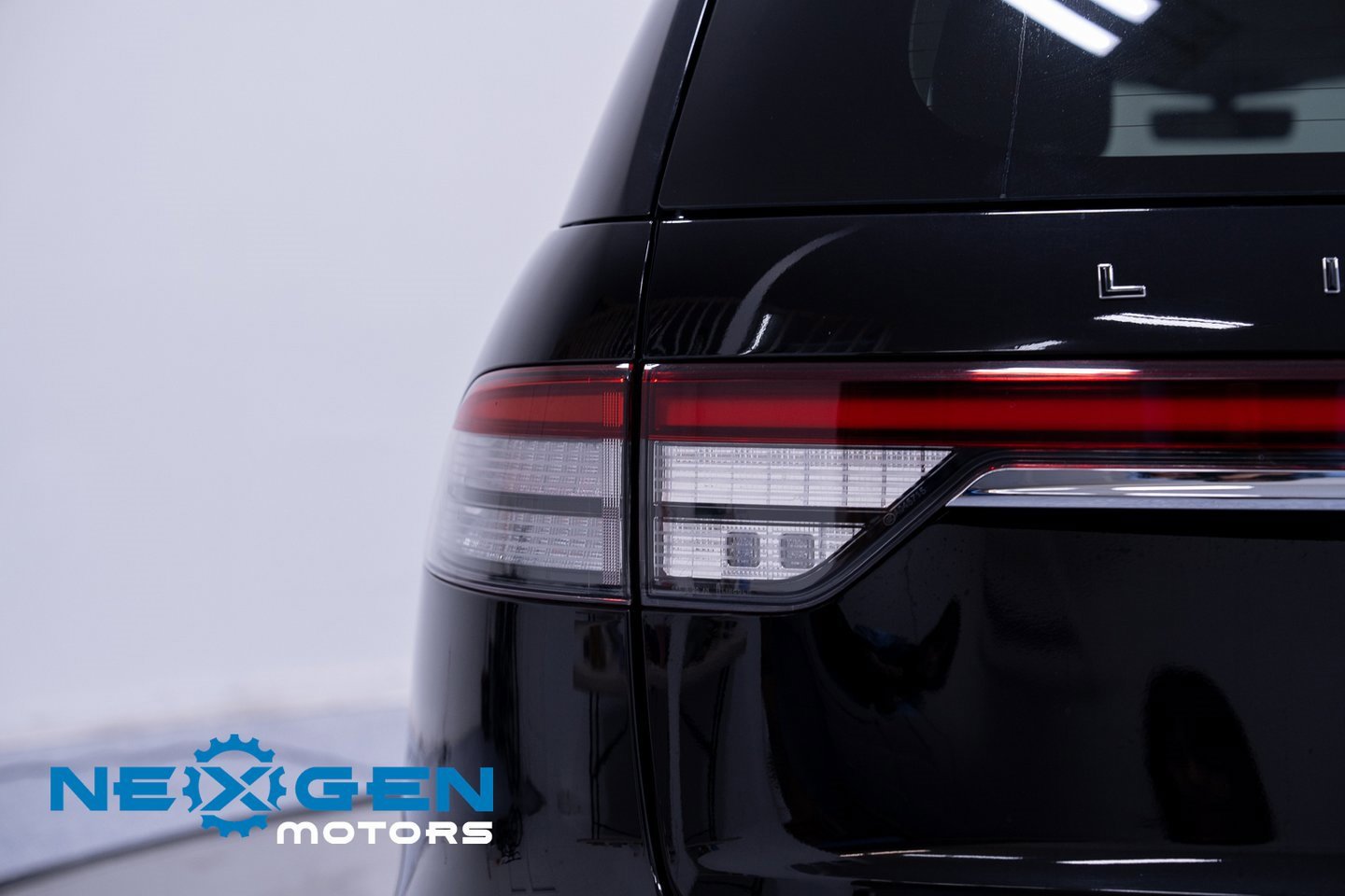 Used 2022 Lincoln Aviator Black Label w/ Dynamic Handling Package image 61