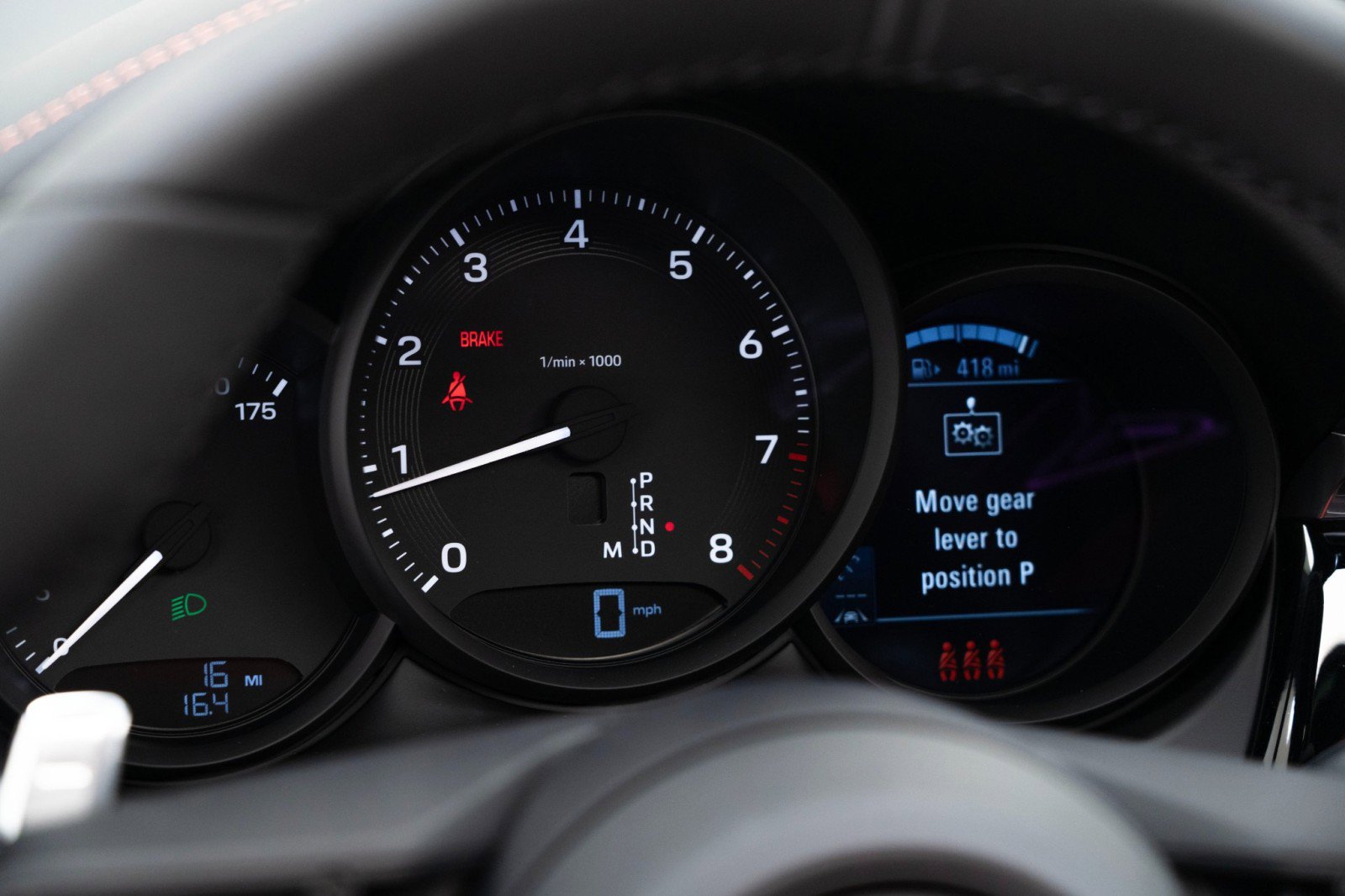 New 2026 Porsche Macan image 24