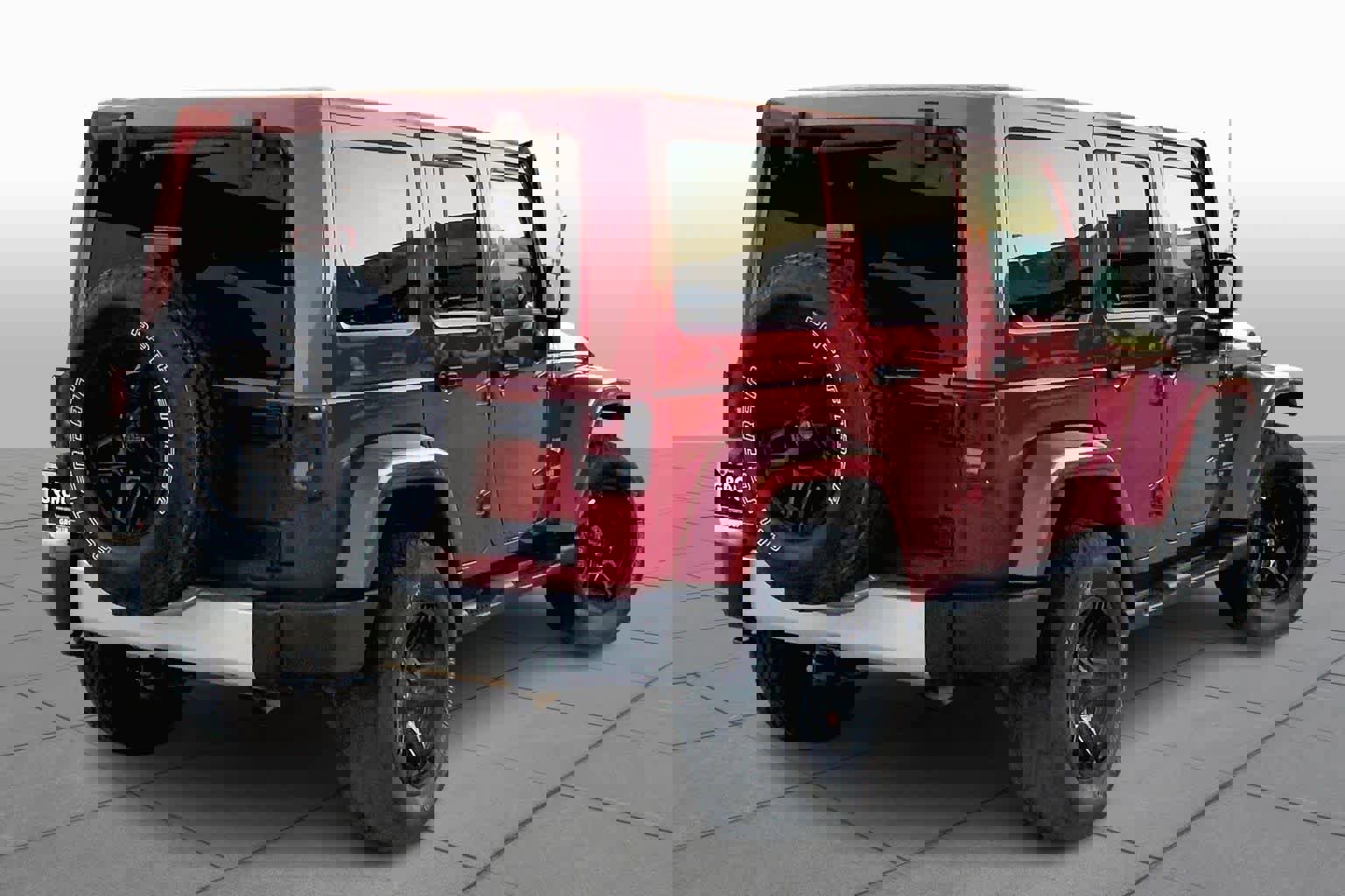 Used 2012 Jeep Wrangler Unlimited Sahara w/ Connectivity Group image 11