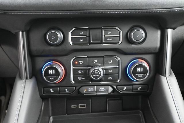 Used 2024 Chevrolet Tahoe Z71 w/ Luxury Package AWD/4WD image 16