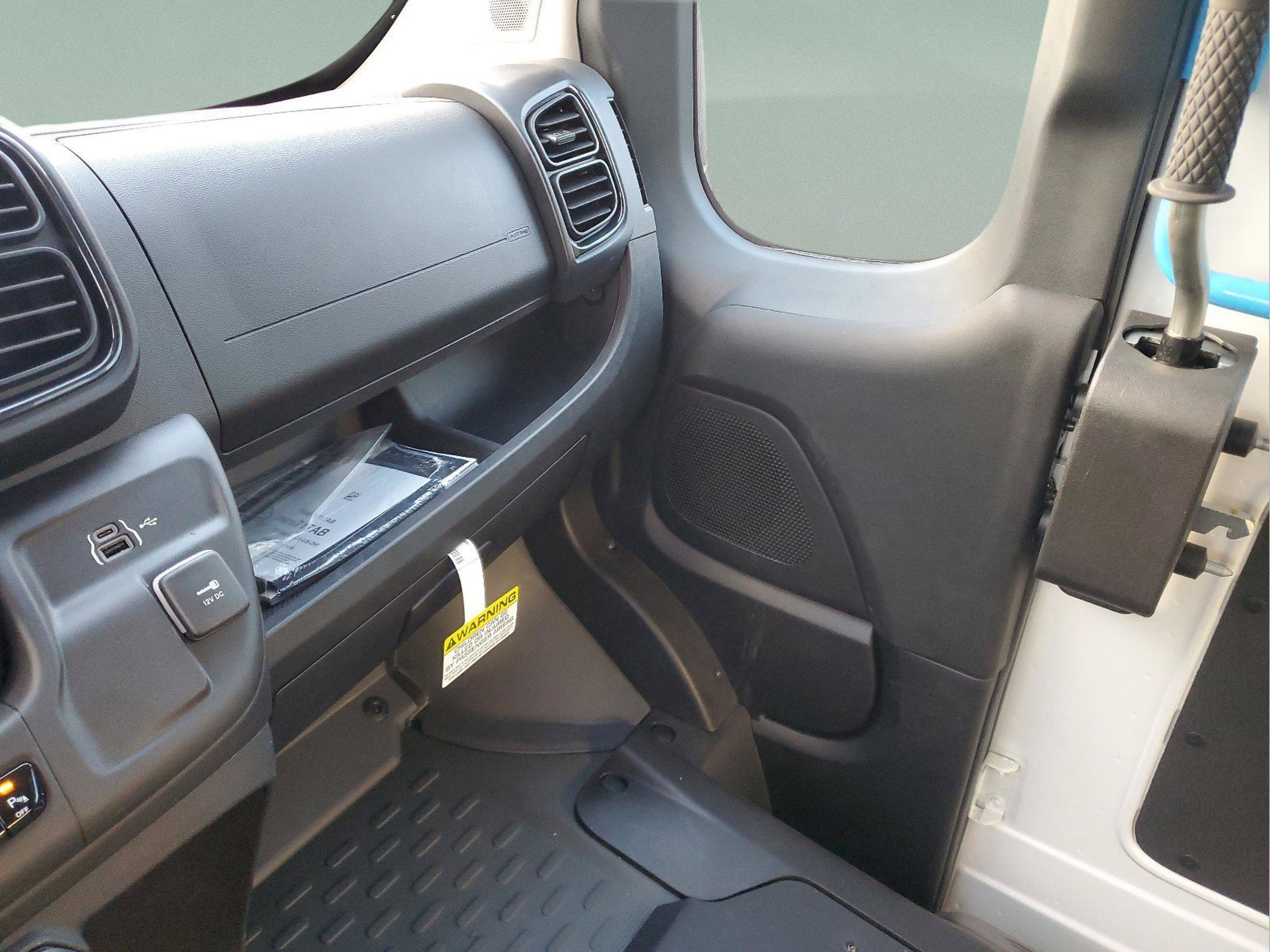 New 2025 RAM ProMaster 3500 FWD image 11