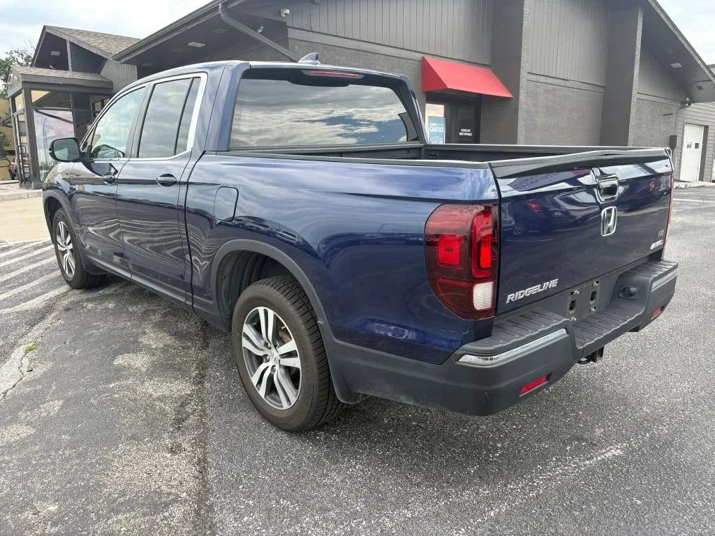 Used 2017 Honda Ridgeline RTS image 3