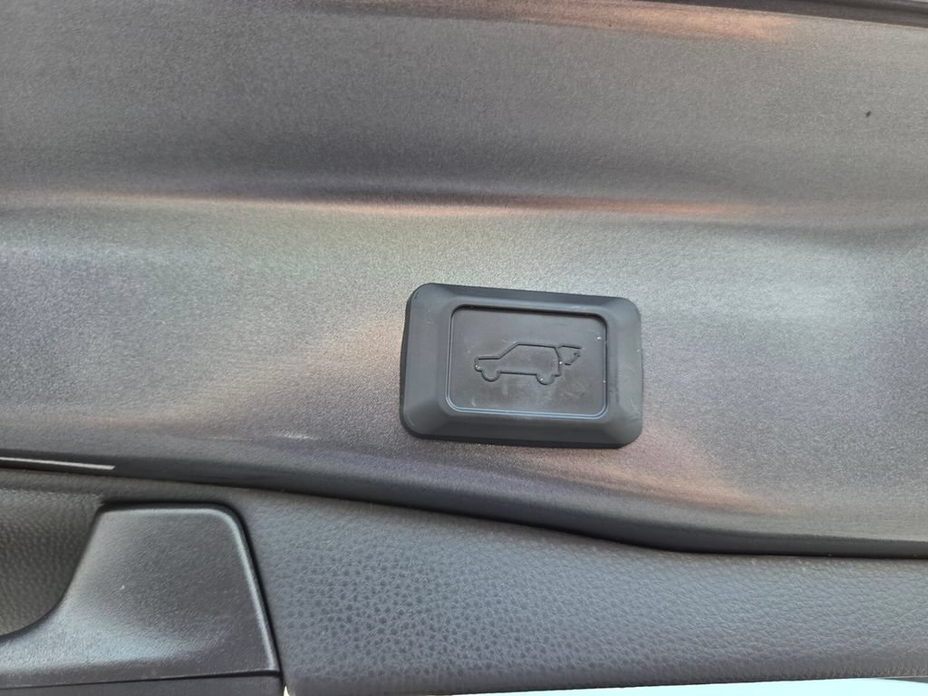 Certified 2022 Toyota RAV4 XLE Premium FWD image 13