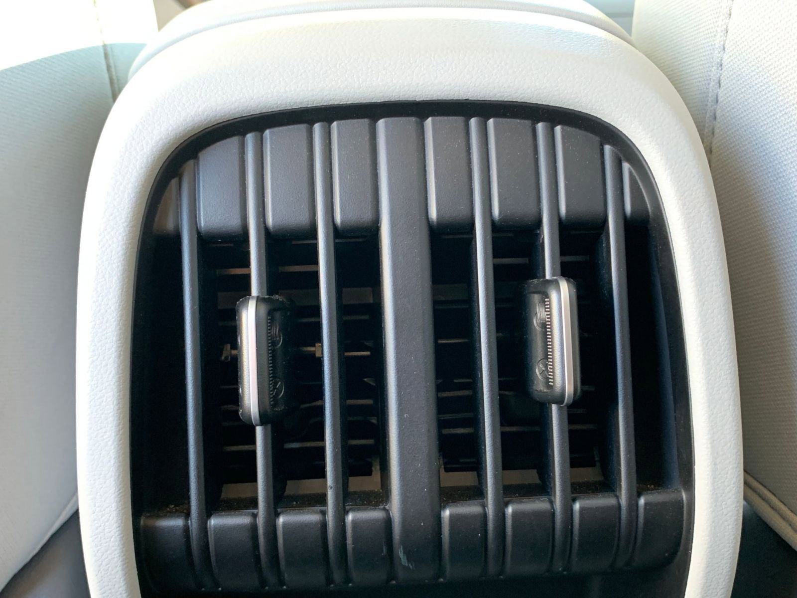 Used 2025 Hyundai Kona SEL image 24