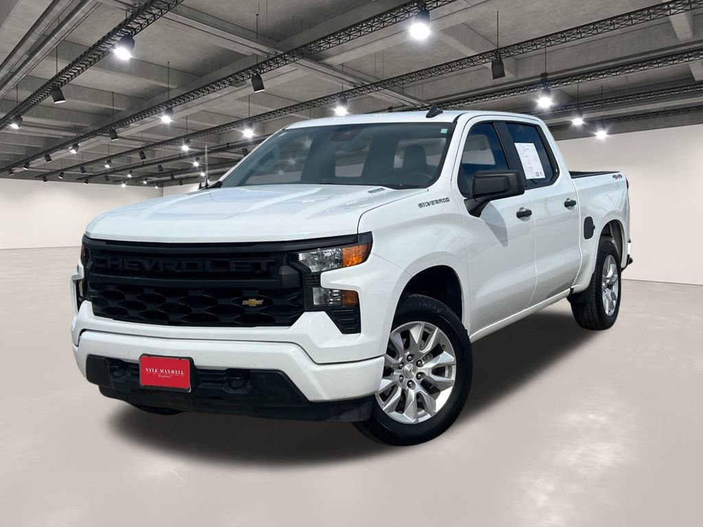 Used 2024 Chevrolet Silverado 1500 Custom image 1