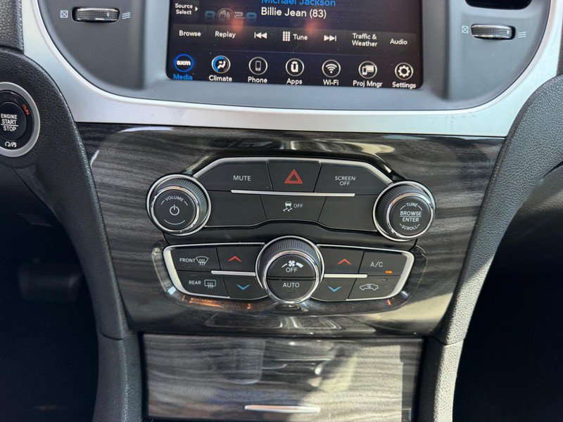 Used 2022 Chrysler 300 Touring w/ Sport Appearance Package RWD image 14