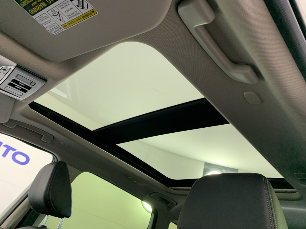 Used 2023 Nissan Rogue SL FWD image 29