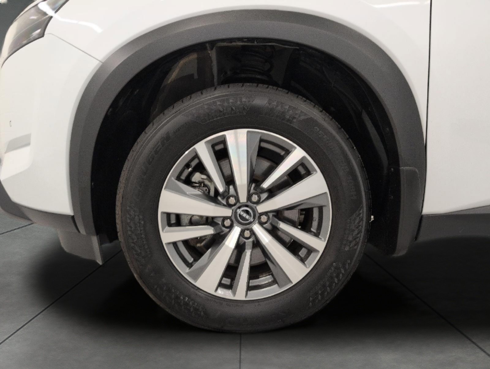 Used 2025 Nissan Pathfinder SL w/ Cargo Package AWD/4WD image 4