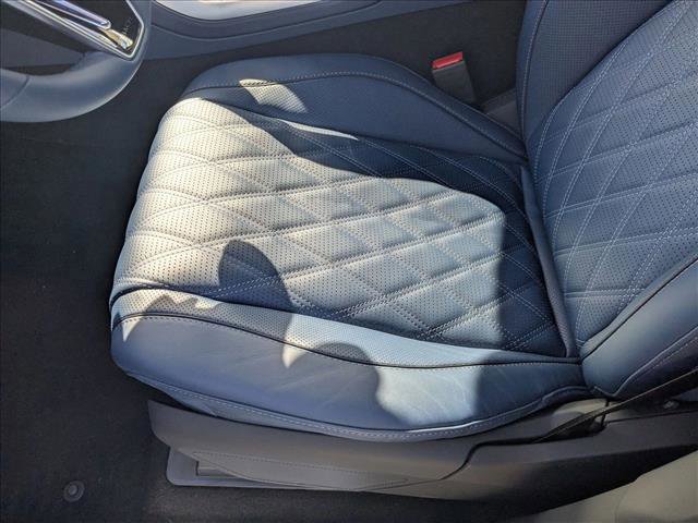 New 2026 Mercedes-Benz Maybach GLS 600 4MATIC image 4