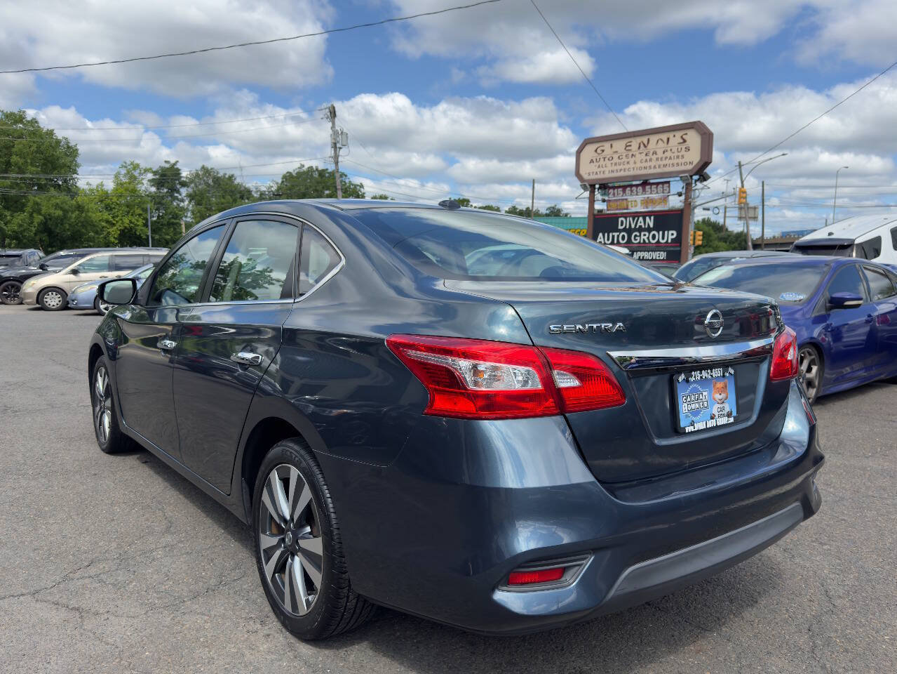 Used 2016 Nissan Sentra SL w/ Technology Package FWD image 4
