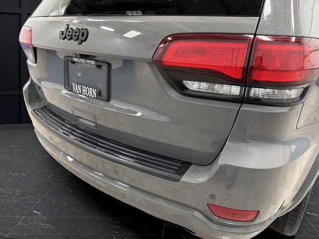 Used 2022 Jeep Grand Cherokee Laredo X image 32