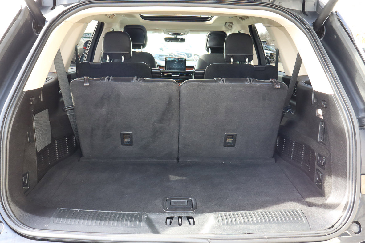 Used 2020 Lincoln Aviator Reserve w/ Equipment Group 201A image 18