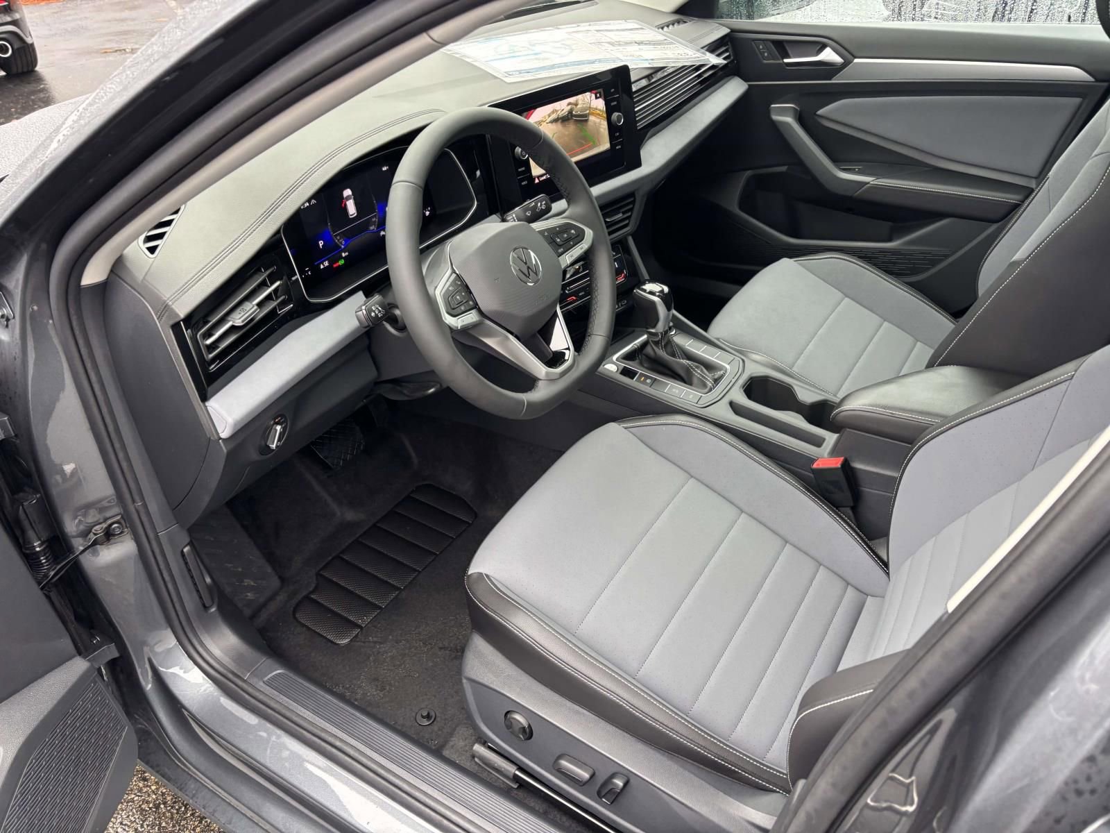 New 2026 Volkswagen Jetta SE FWD image 24