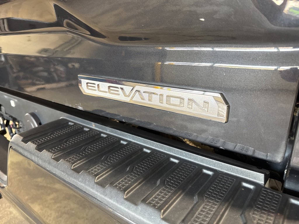 Used 2020 GMC Sierra 1500 Elevation image 9