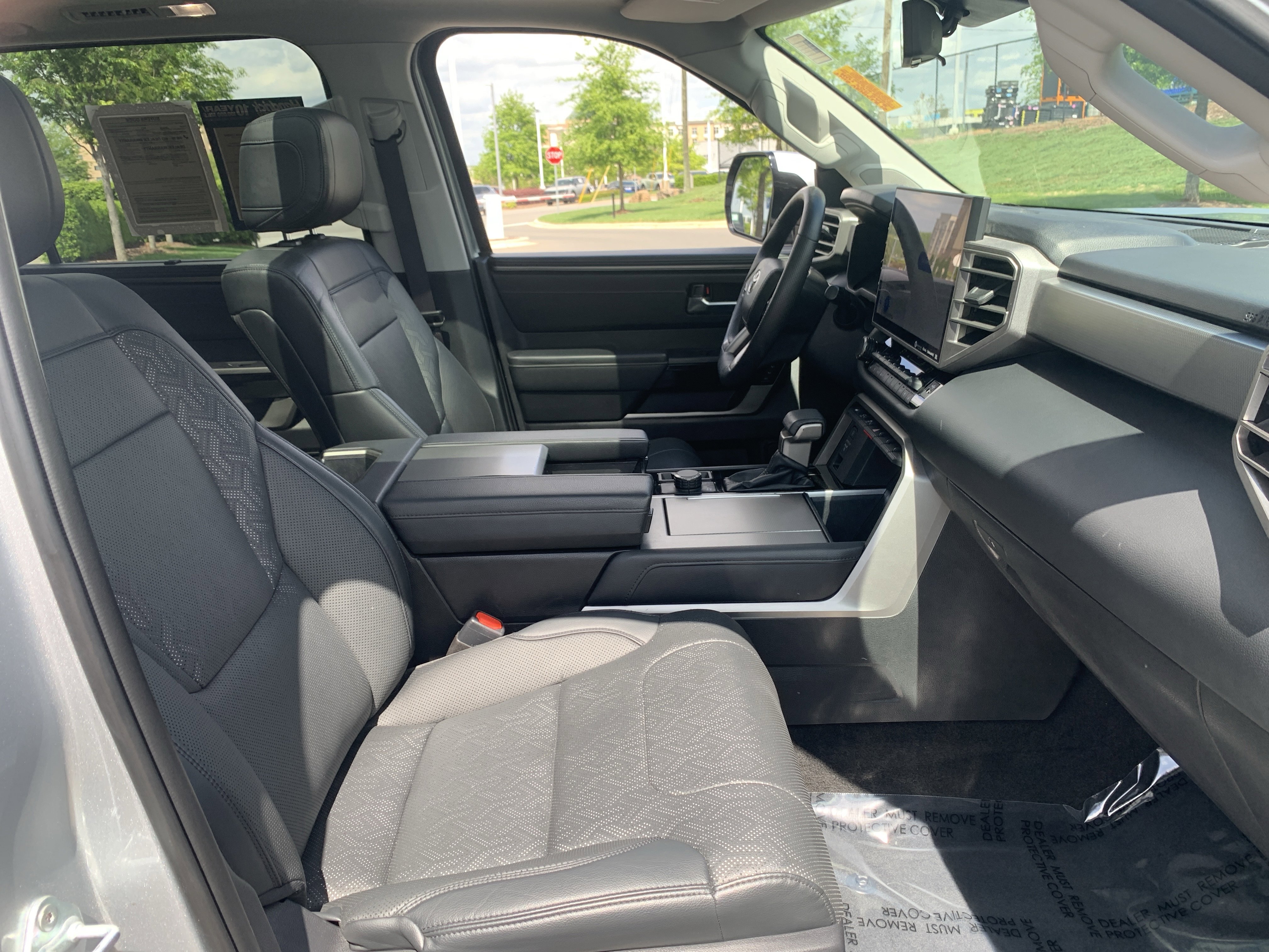 Used 2023 Toyota Sequoia Limited w/ Tow Technology Package AWD/4WD image 35