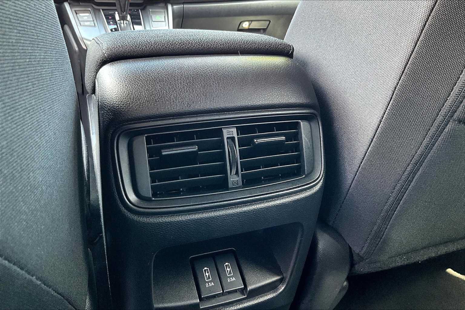Used 2018 Honda CR-V EX image 33